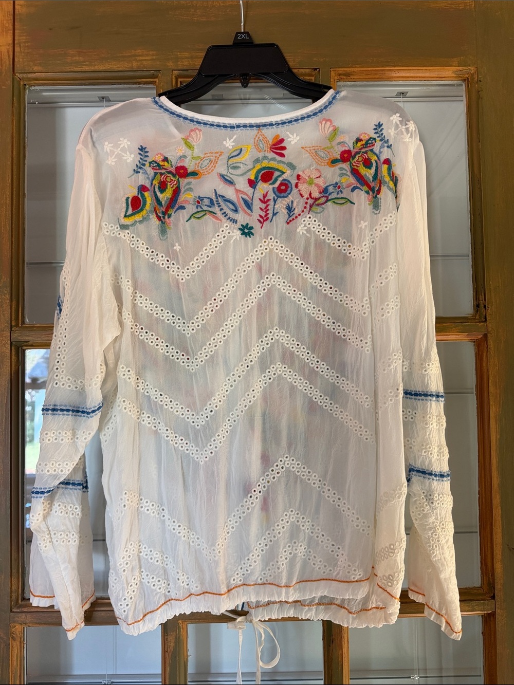 Johnny Was White Eyelet Tunic with Multicolor Floral Embroidery - Picture 5 of 10